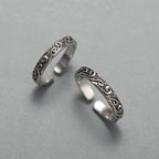 Par de Alianças Ondas Negras