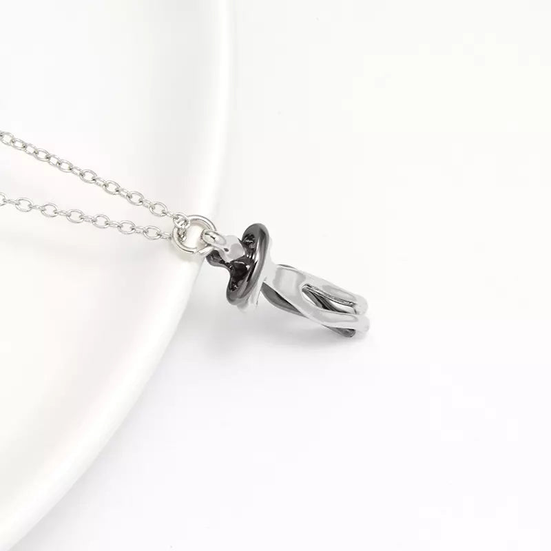 Colar do Abraço Eterno