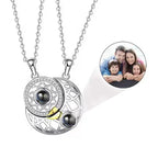 Par de Colares Sol e Lua - Foto Personalizável(PAGUE 1, LEVE 2)