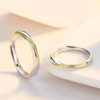 Par de Alianças Akai Ito Fio Dourado