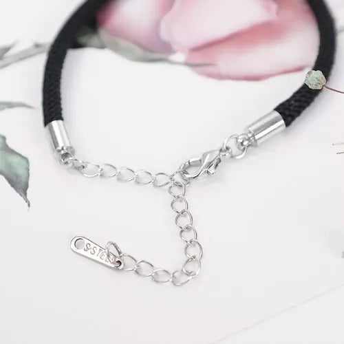 Par de Pulseiras EU TE AMO em 100 Idiomas